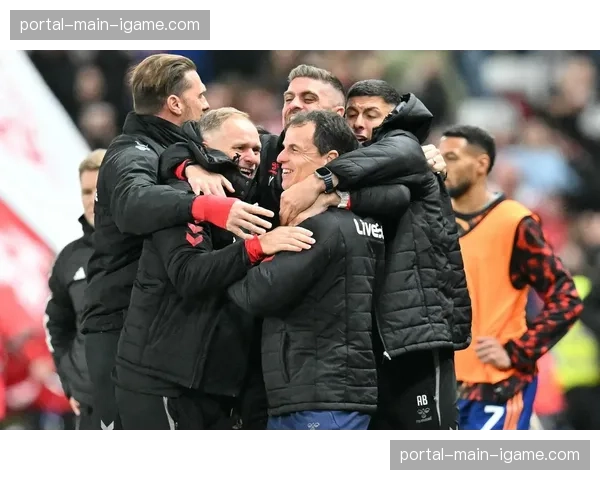 水晶宫0-2不敌升班马莱斯特城，霍奇森帅位再遇危机